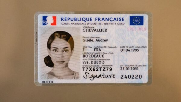 How to get French ID Card Online